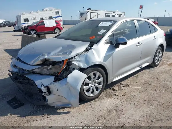 JTDEPMAE3NJ227056 2022 TOYOTA COROLLA - Image 2