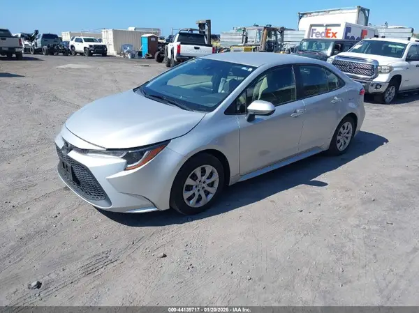 JTDEPMAE3NJ227073 2022 TOYOTA COROLLA - Image 2