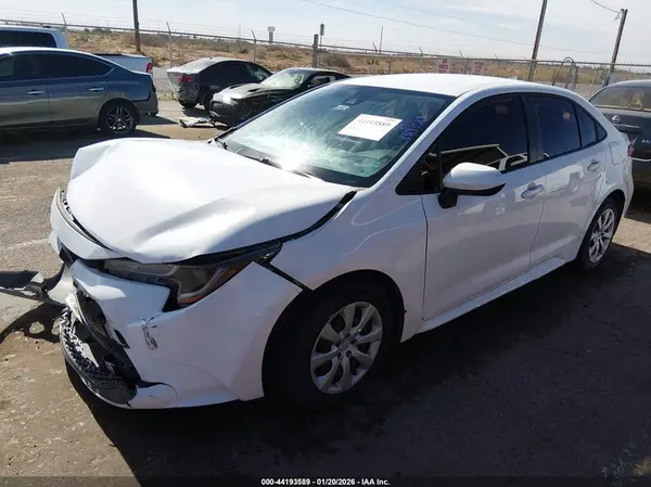 JTDEPMAE4MJ123920 2021 TOYOTA COROLLA - Image 2