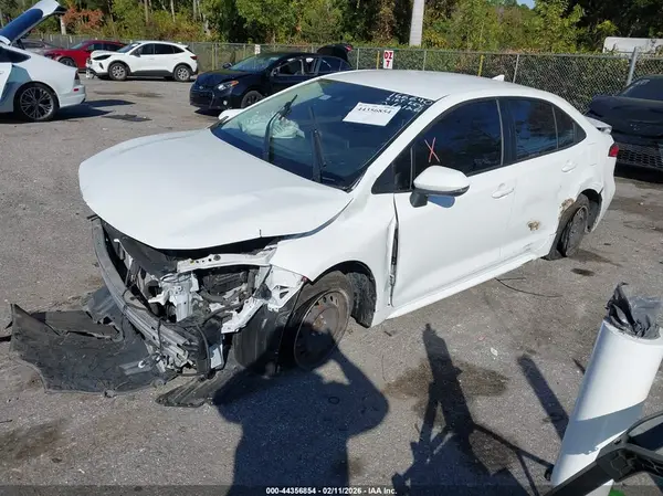 JTDEPMAE4MJ166640 2021 TOYOTA COROLLA - Image 2