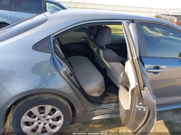 JTDEPMAE4MJ172597 2021 TOYOTA COROLLA - Image 8