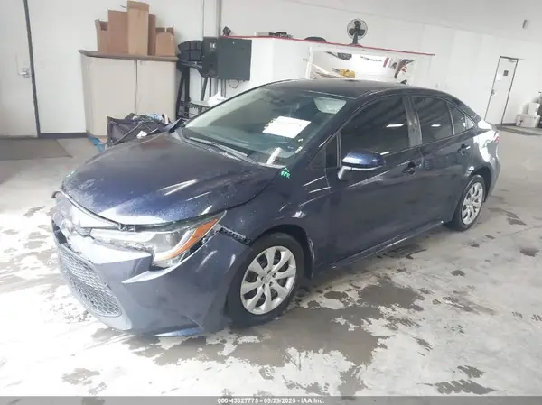 JTDEPMAE4MJ172860 2021 TOYOTA COROLLA - Image 2