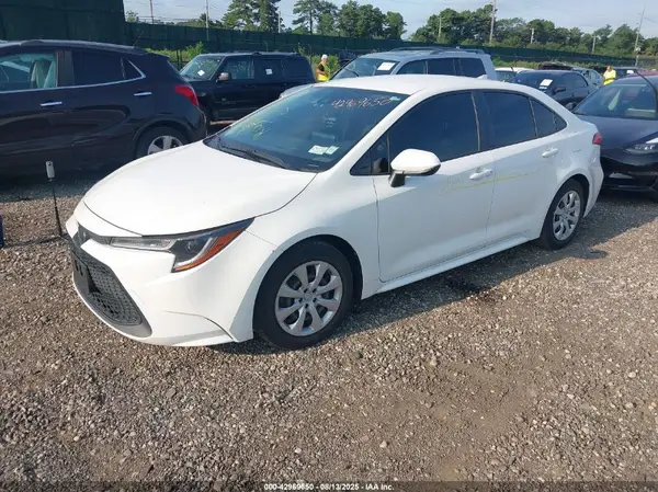 JTDEPMAE4MJ183986 2021 TOYOTA COROLLA - Image 2