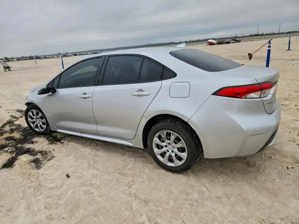 JTDEPMAE4N3001077 2022 TOYOTA COROLLA - Image 2