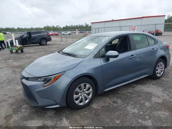 JTDEPMAE4N3004514 2022 TOYOTA COROLLA - Image 2