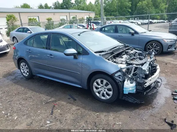 JTDEPMAE4N3004674 2022 TOYOTA COROLLA - Image 1