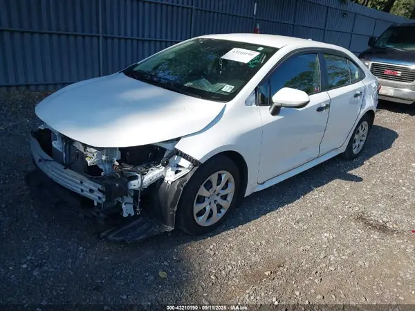 JTDEPMAE4N3016954 2022 TOYOTA COROLLA - Image 2