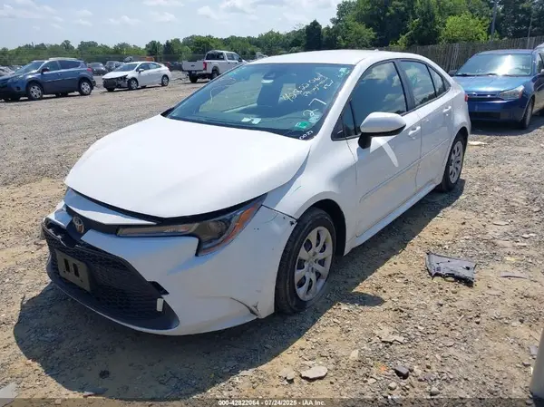 JTDEPMAE4N3023015 2022 TOYOTA COROLLA - Image 2