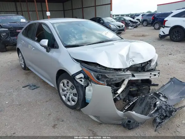 JTDEPMAE4NJ211710 2022 TOYOTA COROLLA - Image 1