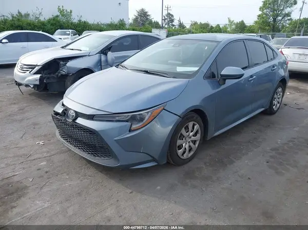 JTDEPMAE4NJ226434 2022 TOYOTA COROLLA - Image 2