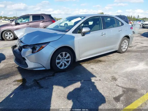 JTDEPMAE5MJ126678 2021 TOYOTA COROLLA - Image 2