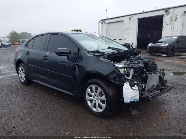 JTDEPMAE5MJ135932 2021 TOYOTA COROLLA - Image 1