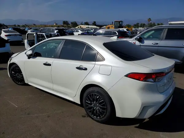 JTDEPMAE5MJ136367 2021 TOYOTA COROLLA - Image 2