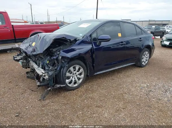 JTDEPMAE5MJ141682 2021 TOYOTA COROLLA - Image 2