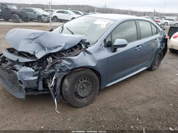 JTDEPMAE5MJ149586 2021 TOYOTA COROLLA - Image 2
