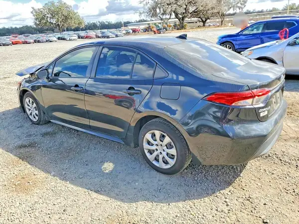 JTDEPMAE5MJ156859 2021 TOYOTA COROLLA - Image 2
