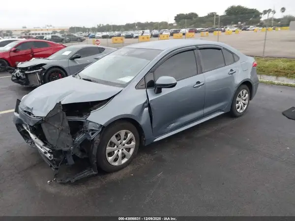 JTDEPMAE5MJ167151 2021 TOYOTA COROLLA - Image 2