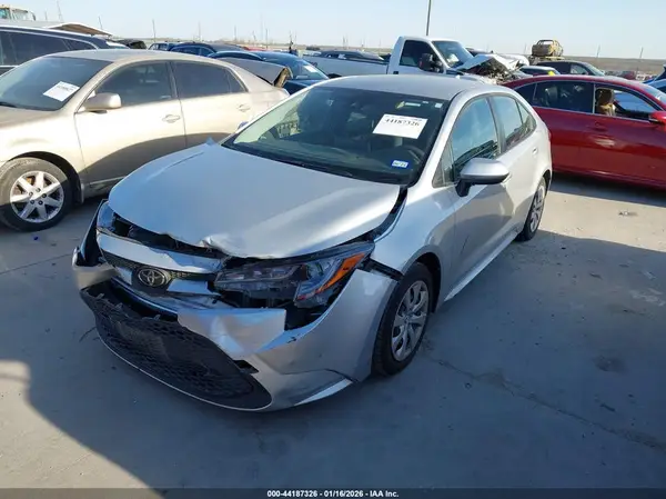 JTDEPMAE5MJ182829 2021 TOYOTA COROLLA - Image 2