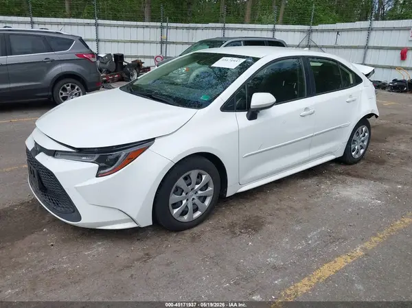 JTDEPMAE5N3031060 2022 TOYOTA COROLLA - Image 2