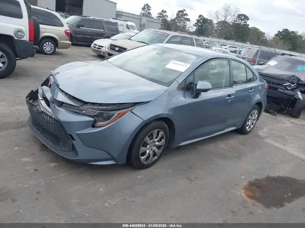 JTDEPMAE5NJ200845 2022 TOYOTA COROLLA - Image 2