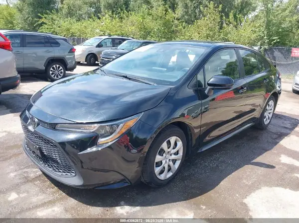 JTDEPMAE5NJ224773 2022 TOYOTA COROLLA - Image 2