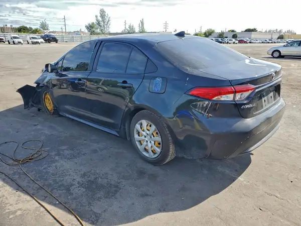JTDEPMAE6MJ123725 2021 TOYOTA COROLLA - Image 2