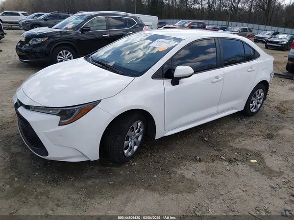 JTDEPMAE6MJ124325 2021 TOYOTA COROLLA - Image 2