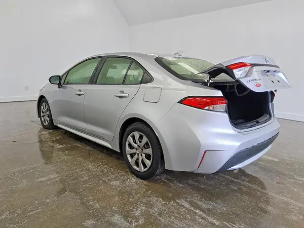 JTDEPMAE6MJ124485 2021 TOYOTA COROLLA - Image 2