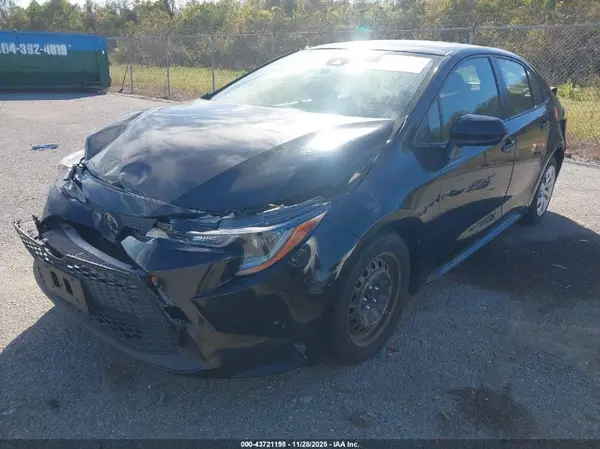 JTDEPMAE6MJ126396 2021 TOYOTA COROLLA - Image 2