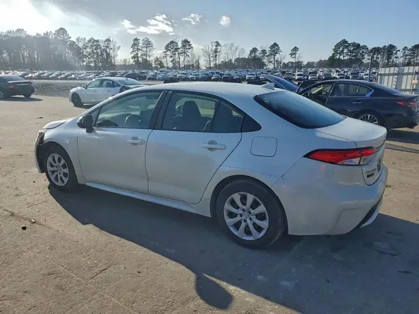 JTDEPMAE6MJ127855 2021 TOYOTA COROLLA - Image 2