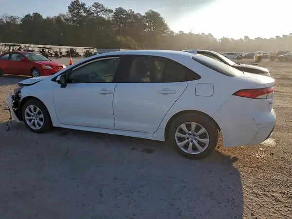 JTDEPMAE6MJ127970 2021 TOYOTA COROLLA - Image 2