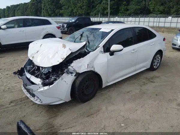 JTDEPMAE6MJ133154 2021 TOYOTA COROLLA - Image 2