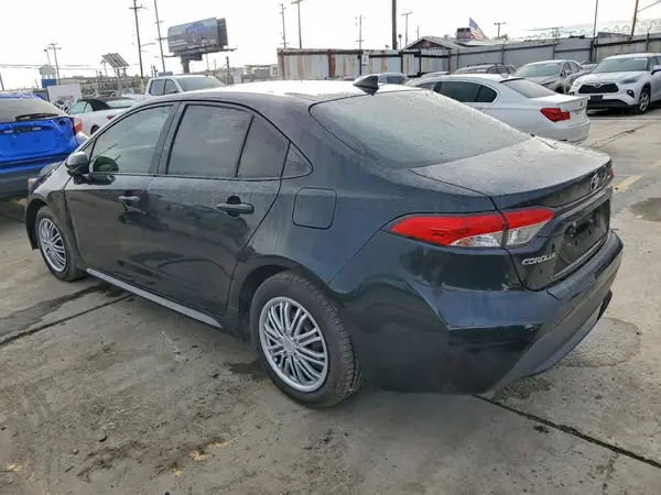 JTDEPMAE6MJ135454 2021 TOYOTA COROLLA - Image 2