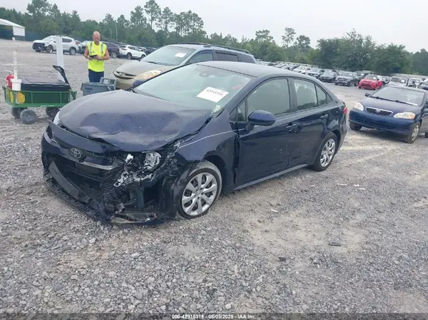 JTDEPMAE6MJ135700 2021 TOYOTA COROLLA - Image 2