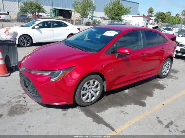 JTDEPMAE6MJ141447 2021 TOYOTA COROLLA - Image 2