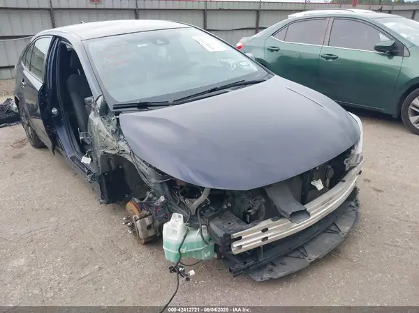 JTDEPMAE6MJ157230 2021 TOYOTA COROLLA - Image 1