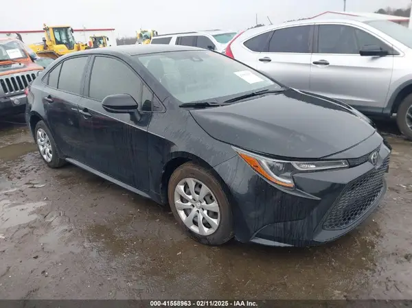 JTDEPMAE6MJ157440 2021 TOYOTA COROLLA - Image 1