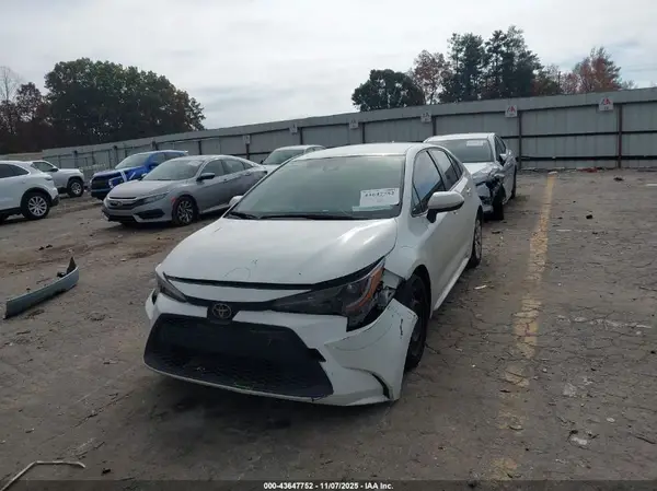 JTDEPMAE6MJ159706 2021 TOYOTA COROLLA - Image 2