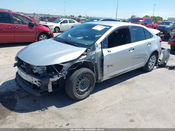 JTDEPMAE6MJ161343 2021 TOYOTA COROLLA - Image 2