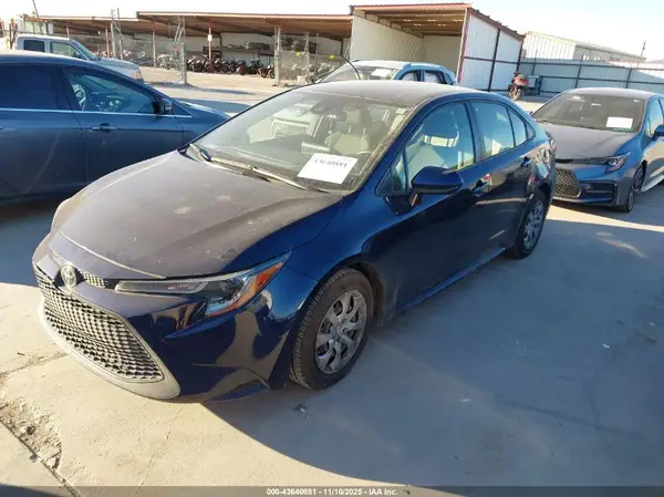 JTDEPMAE6MJ163819 2021 TOYOTA COROLLA - Image 2