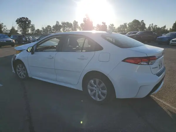 JTDEPMAE6MJ169474 2021 TOYOTA COROLLA - Image 2
