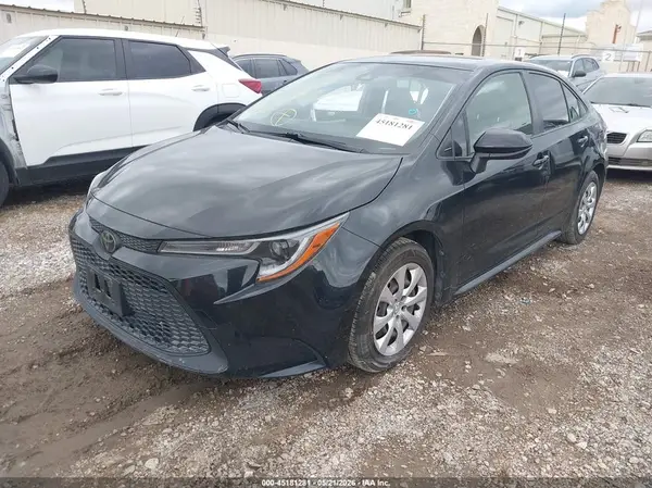 JTDEPMAE6MJ172231 2021 TOYOTA COROLLA - Image 2