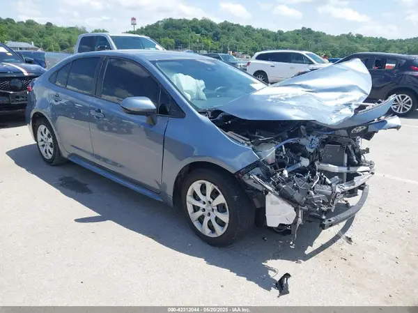 JTDEPMAE6MJ181656 2021 TOYOTA COROLLA - Image 1
