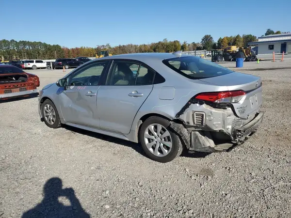 JTDEPMAE6MJ188638 2021 TOYOTA COROLLA - Image 2
