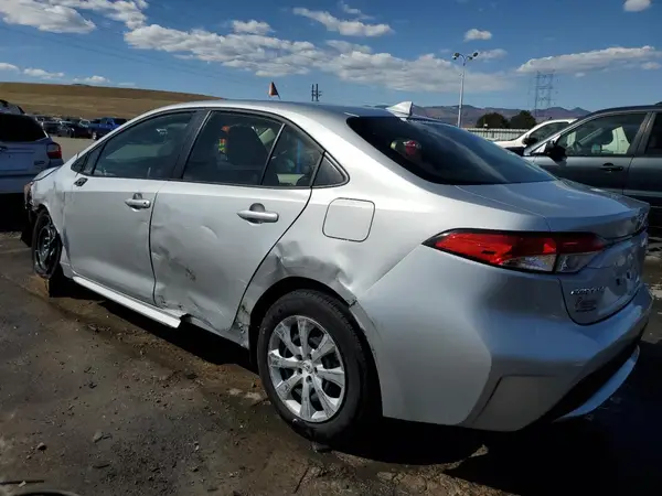 JTDEPMAE6N3000528 2022 TOYOTA COROLLA - Image 2