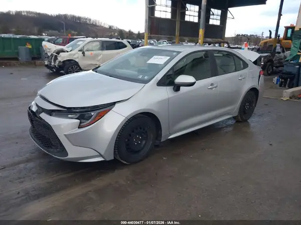 JTDEPMAE6N3032525 2022 TOYOTA COROLLA - Image 2