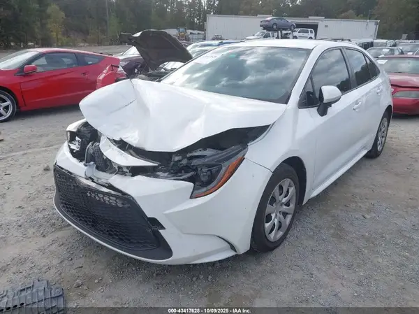 JTDEPMAE7MJ127461 2021 TOYOTA COROLLA - Image 2