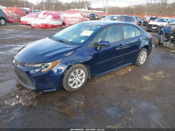 JTDEPMAE7MJ128772 2021 TOYOTA COROLLA - Image 2
