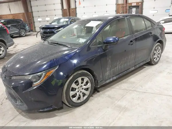 JTDEPMAE7MJ130585 2021 TOYOTA COROLLA - Image 2