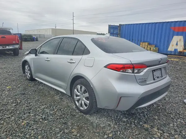 JTDEPMAE7MJ134555 2021 TOYOTA COROLLA - Image 2